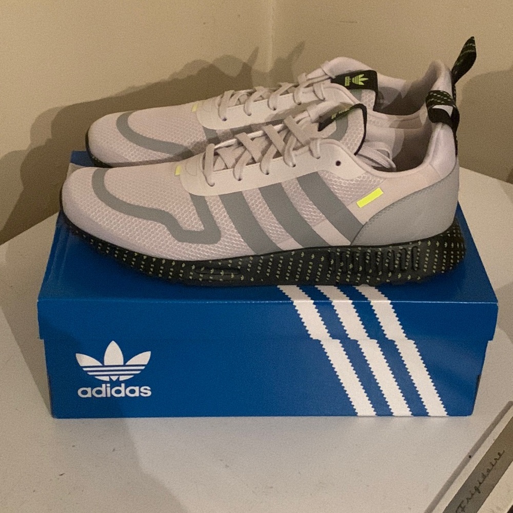 COPY - Adidas MULTIX